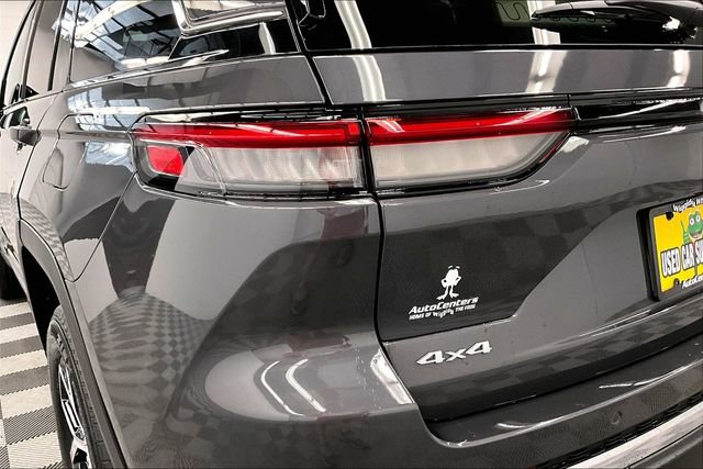 Used 2024 Jeep Grand Cherokee Limited w/ Trailer Tow Package image 33