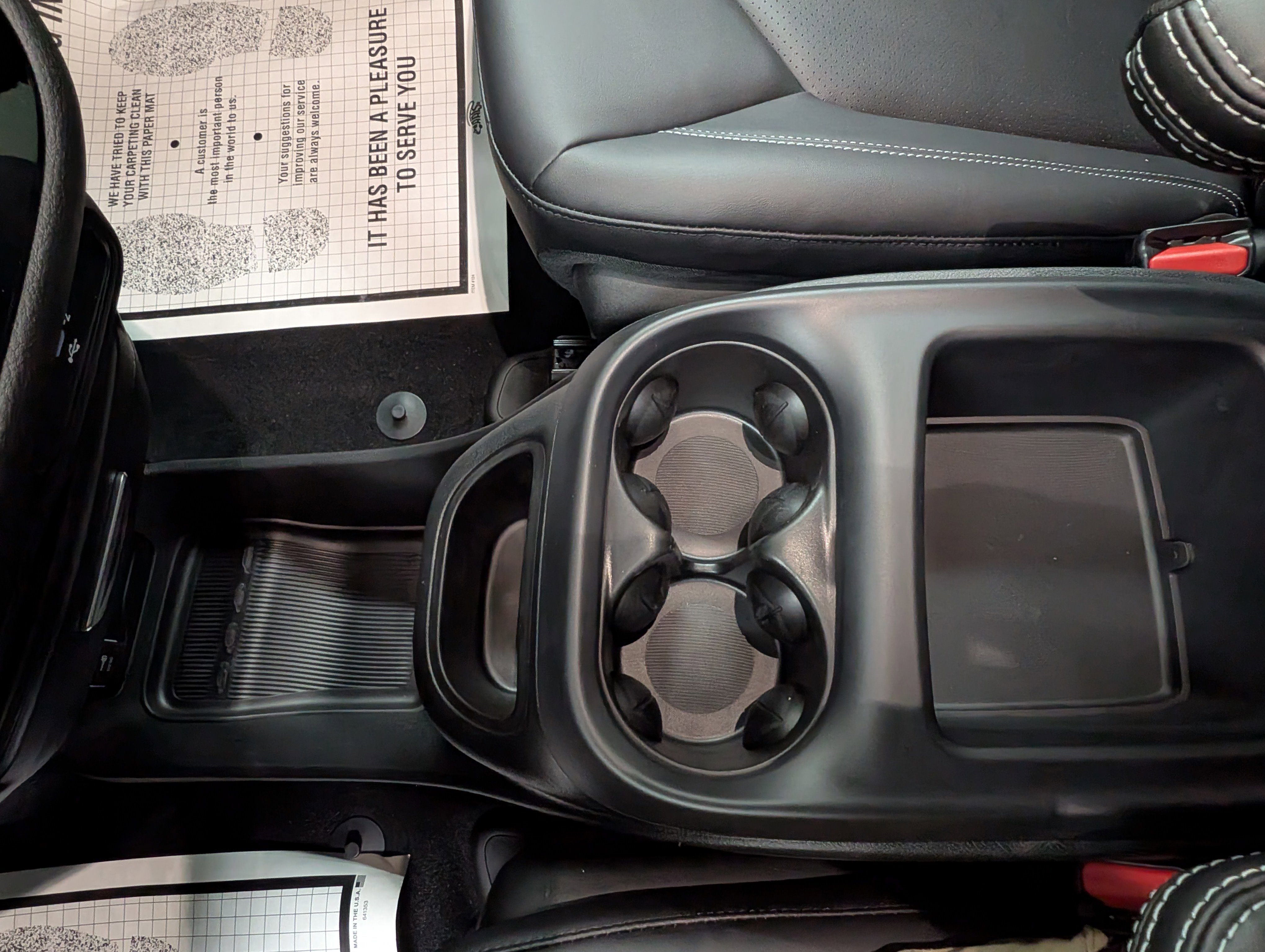 New 2026 Chrysler Pacifica Select image 16