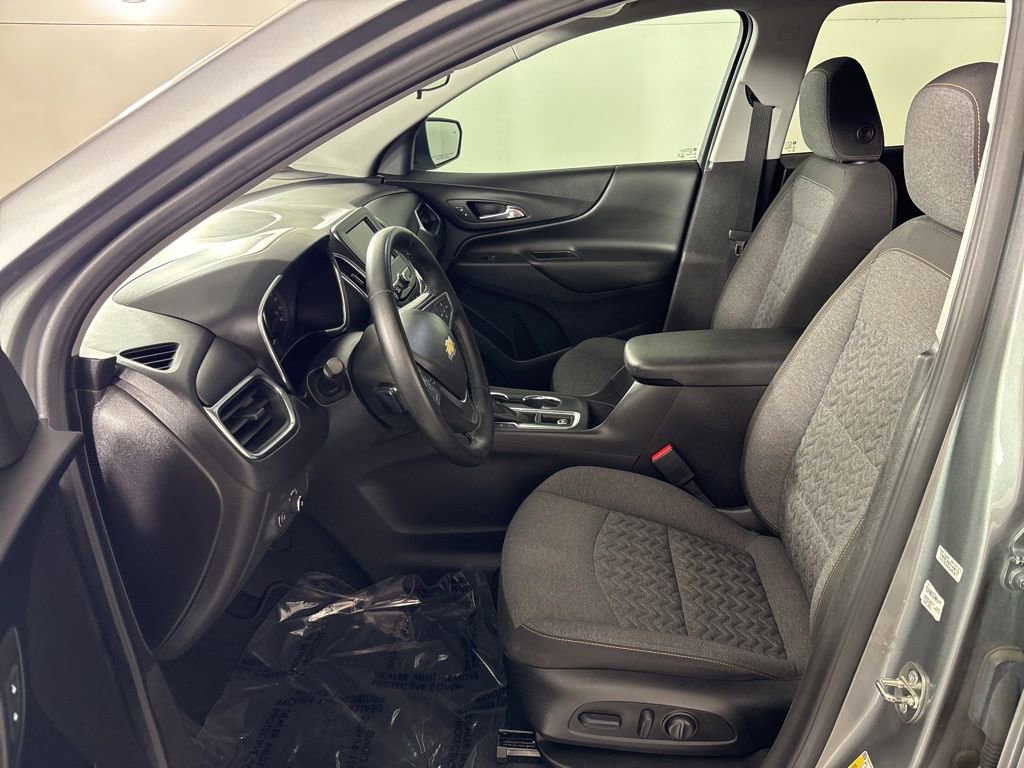 Used 2023 Chevrolet Equinox LT image 27
