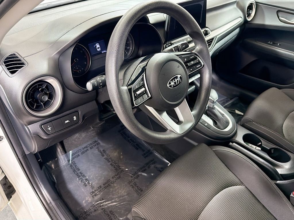 Used 2019 Kia Forte Sedan FWD image 12