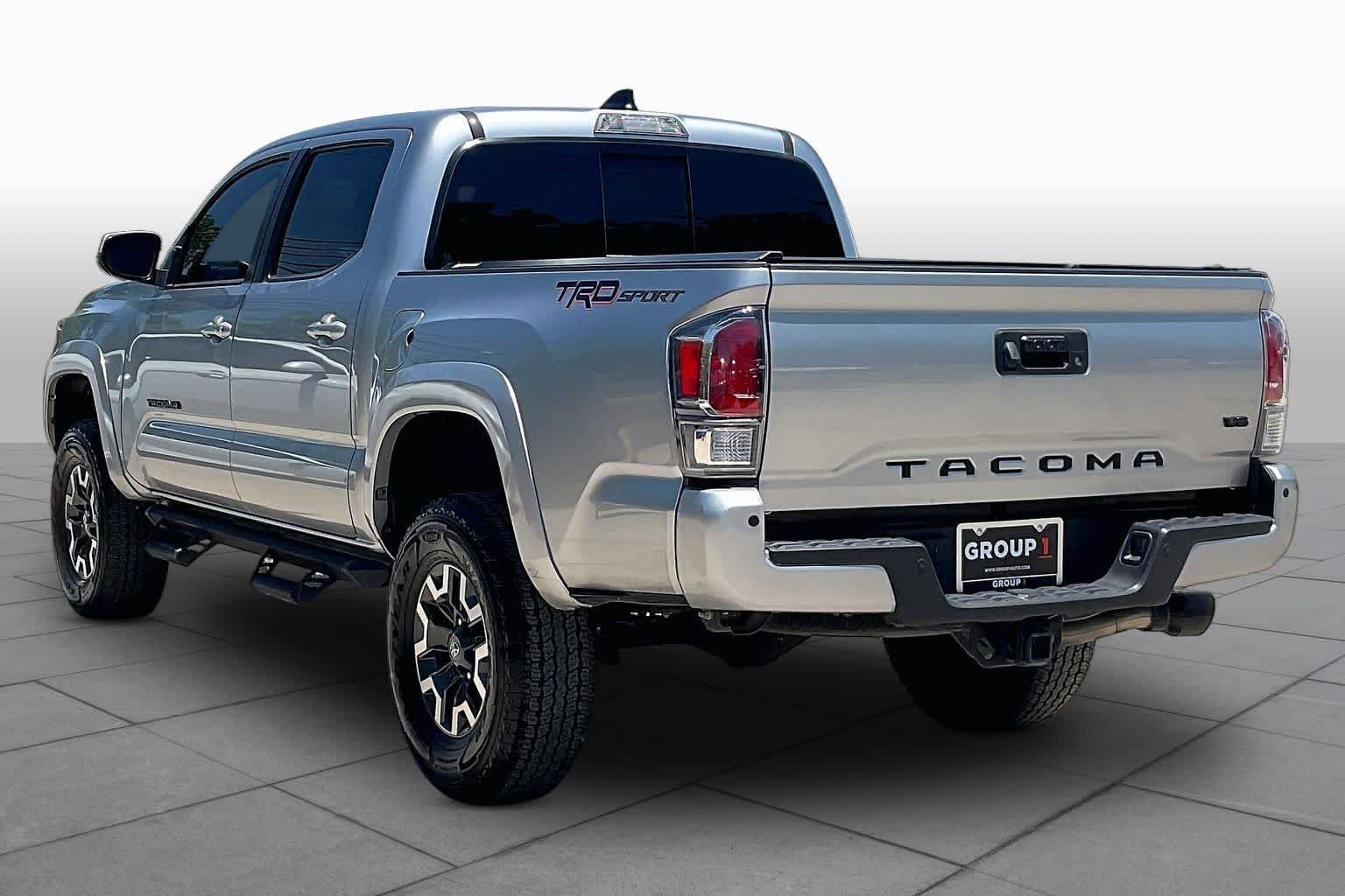 Used 2022 Toyota Tacoma TRD Sport w/ TRD Premium Sport Package RWD image 12