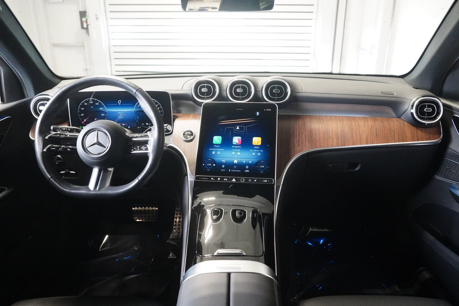 Certified 2025 Mercedes-Benz GLC 350e 4MATIC image 14