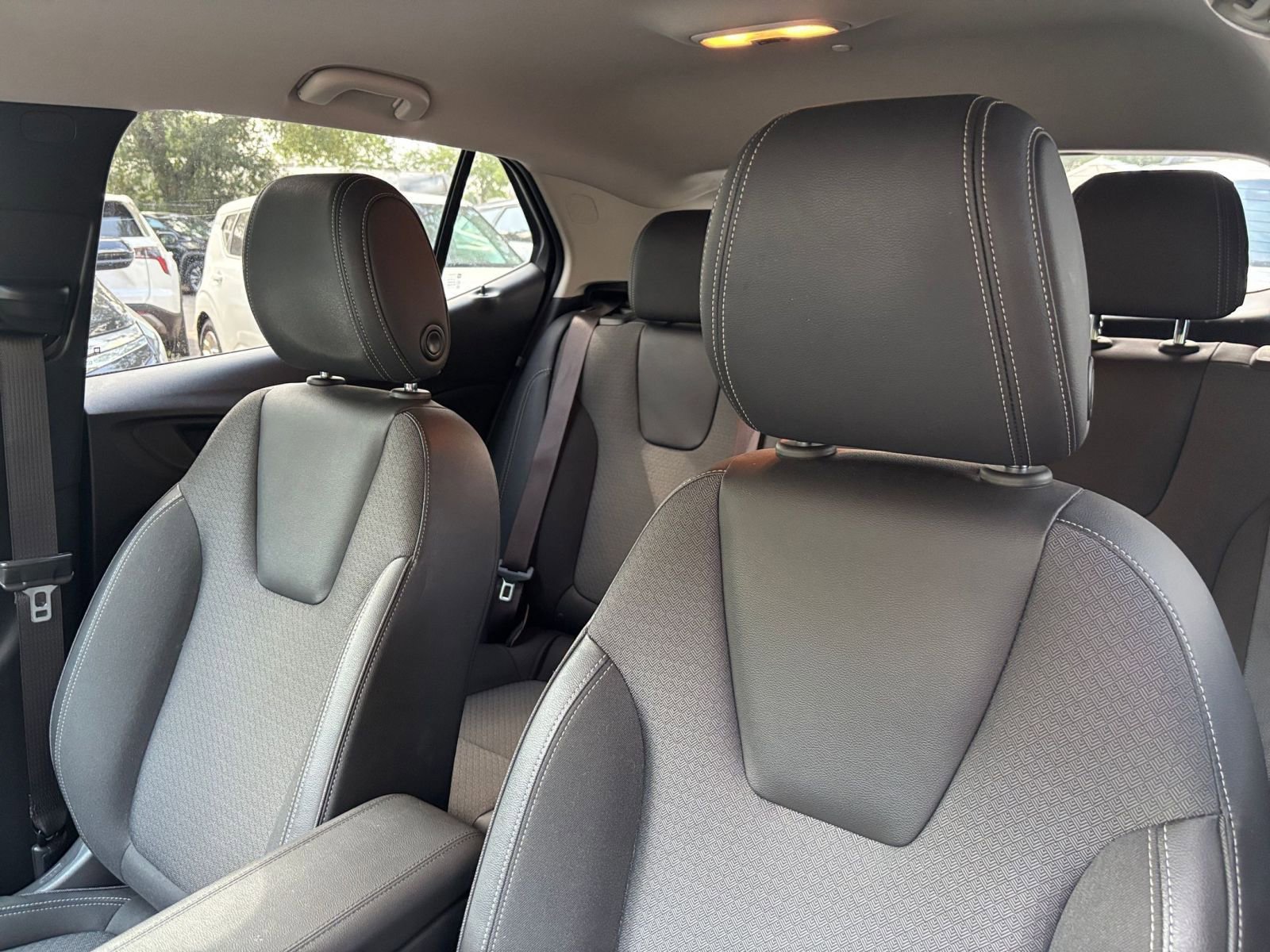 Used 2025 Buick Encore GX Preferred FWD image 35
