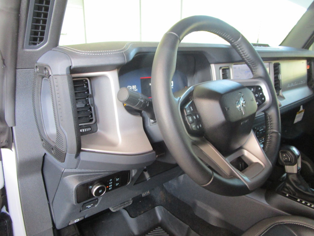 Used 2026 Ford Bronco Outer Banks w/ Sasquatch Package AWD/4WD image 23