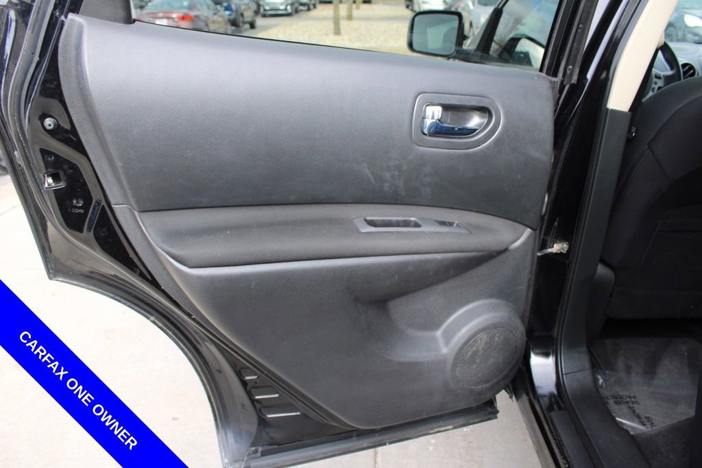 Used 2015 Nissan Rogue S w/ Convenience Package image 24