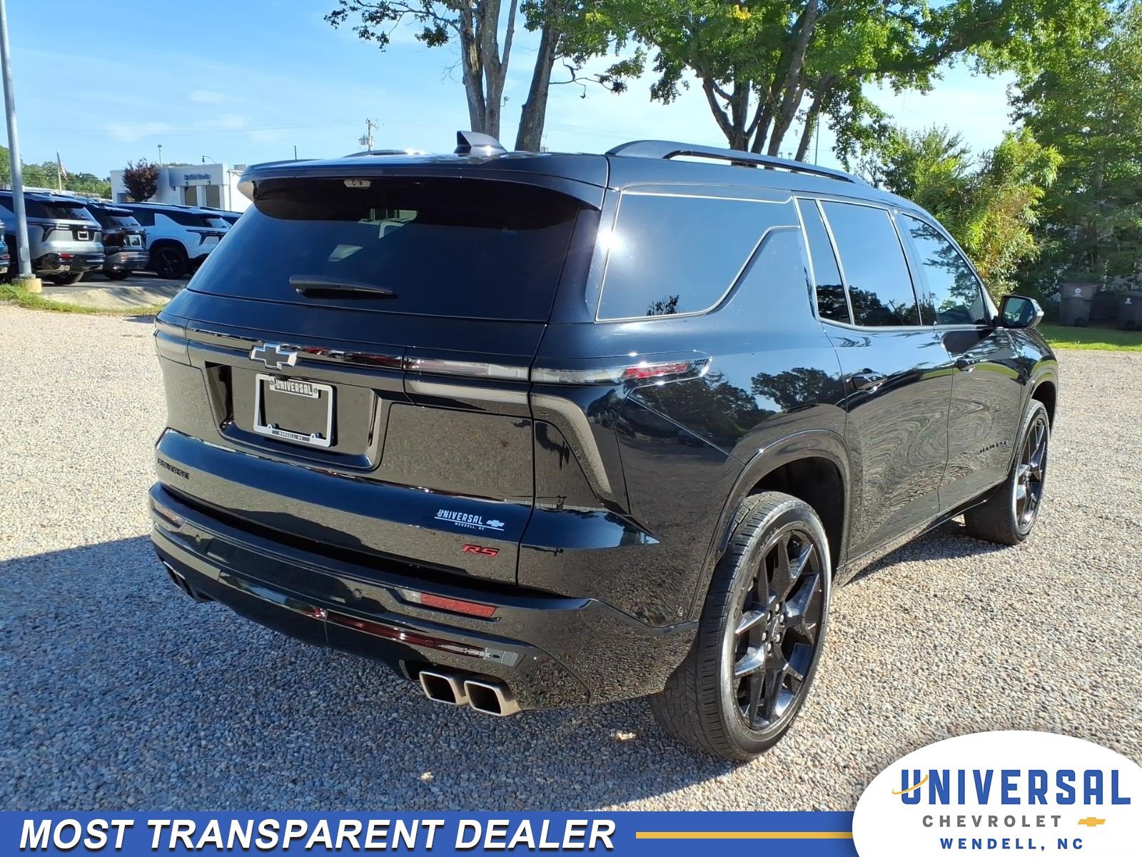 Used 2024 Chevrolet Traverse RS FWD image 8