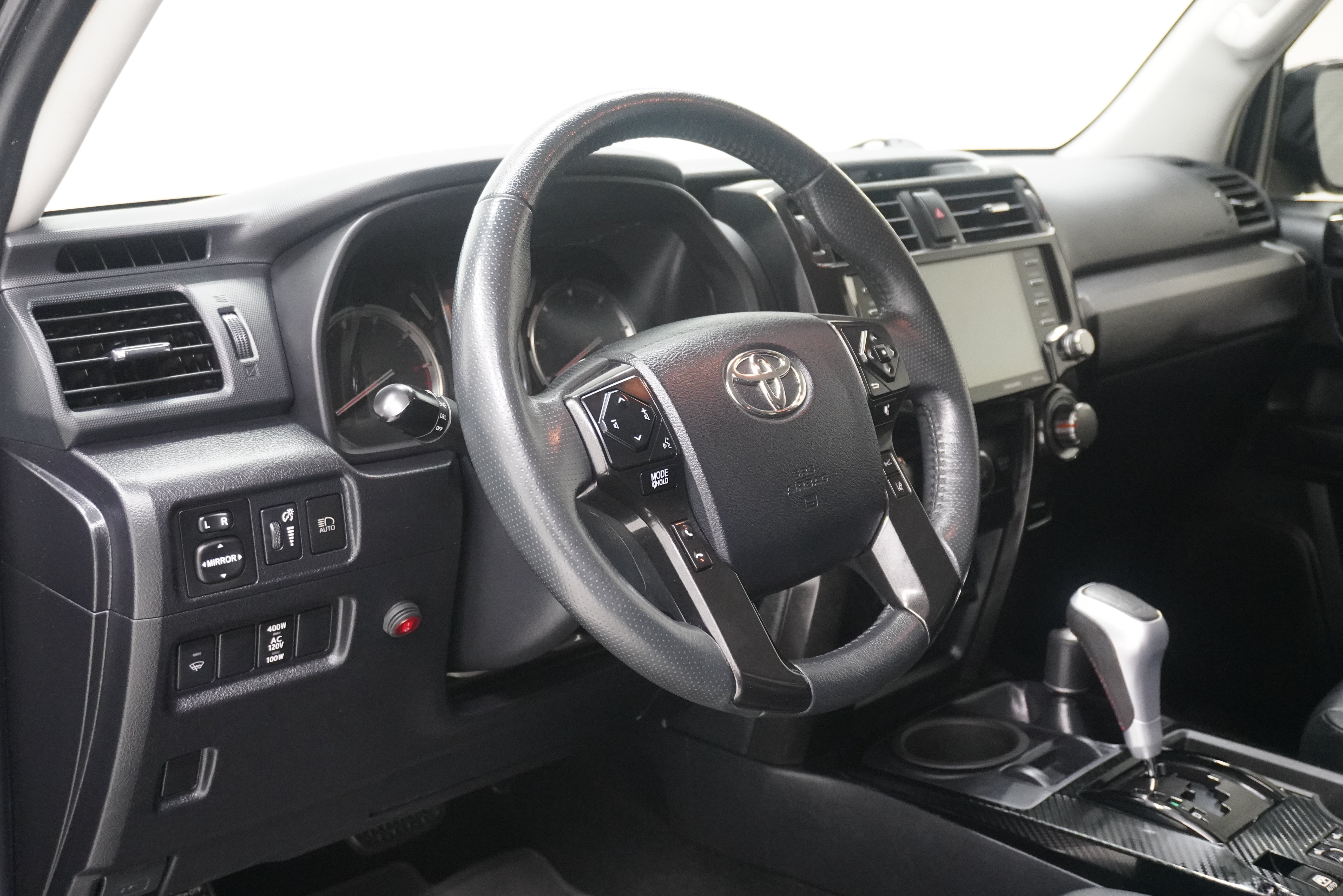 Used 2021 Toyota 4Runner Venture w/ Moonroof Package AWD/4WD image 10