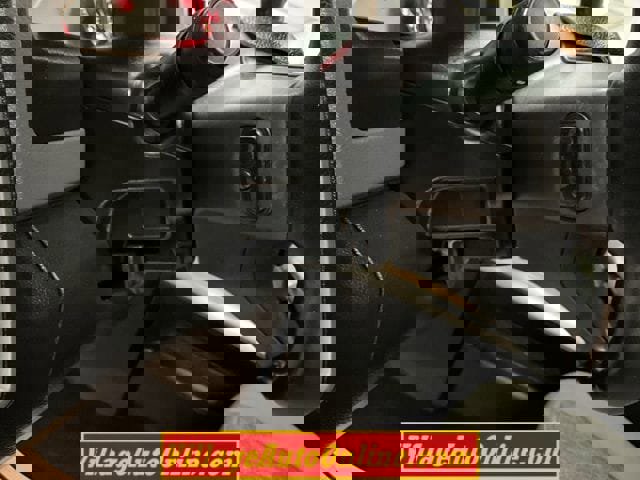 Used 2017 RAM 1500 Classic SLT w/ SLT Plus D￩cor Group image 16