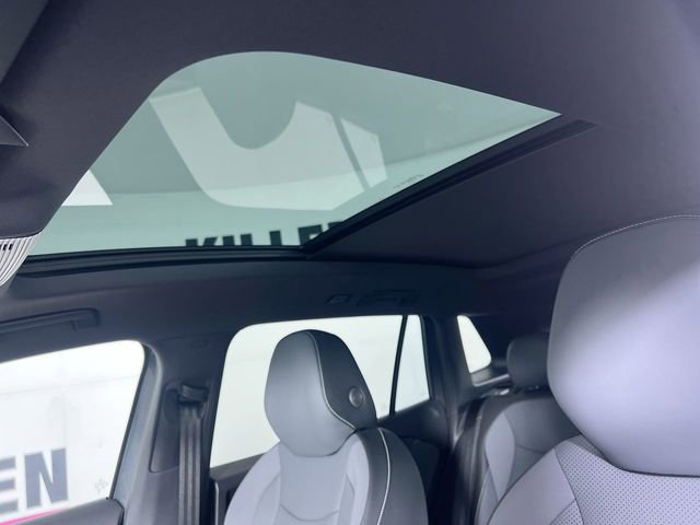 New 2026 Volkswagen Tiguan SE R-Line image 22