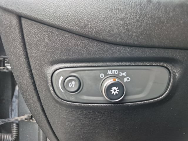 Used 2018 Chevrolet Equinox LT AWD/4WD image 25