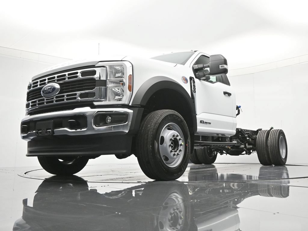 New 2026 Ford F600 4x4 Regular Cab Super Duty w/ XL Chrome Package image 32