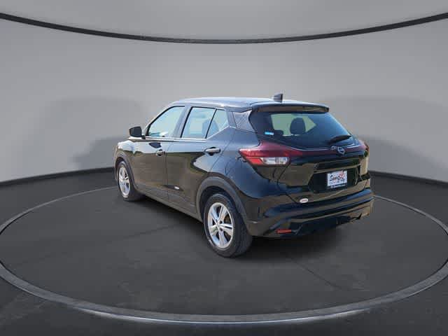 Used 2022 Nissan Kicks S FWD image 6