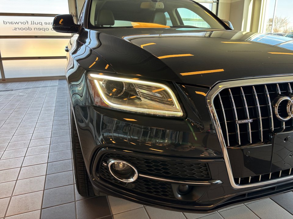 Used 2016 Audi Q5 3.0T Prestige image 24