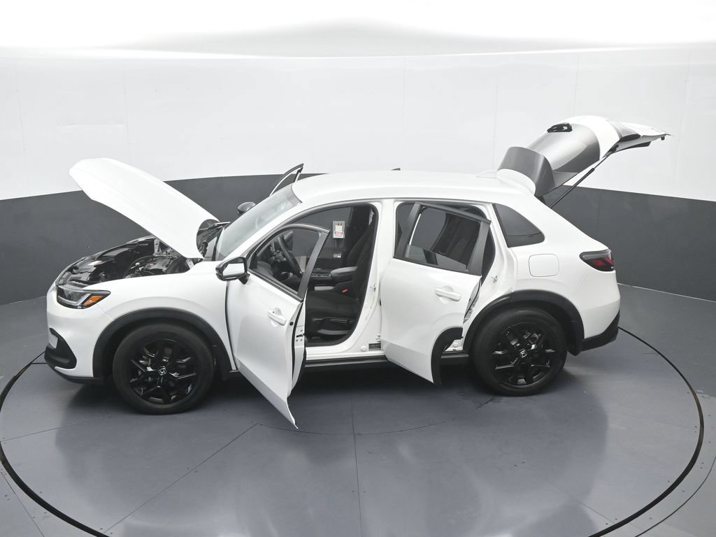 Used 2025 Honda HR-V Sport image 65