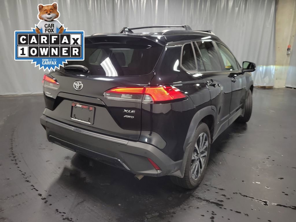 Used 2024 Toyota Corolla Cross XLE image 8