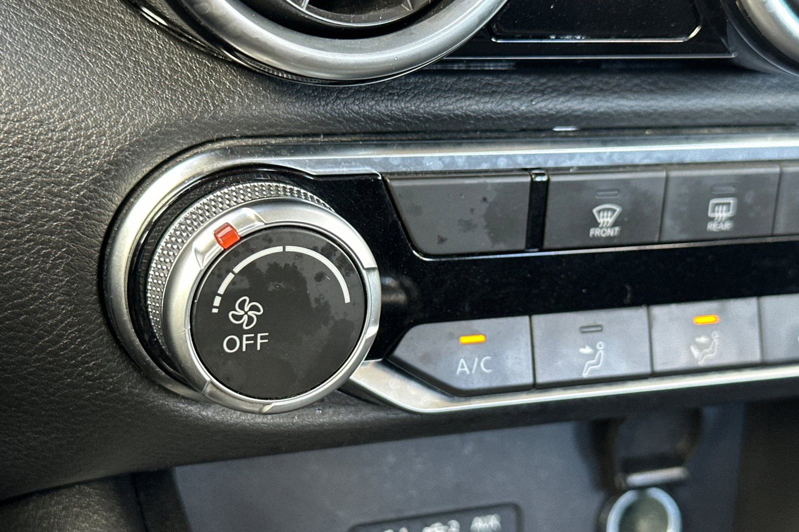 Used 2023 Nissan Sentra SV FWD image 28