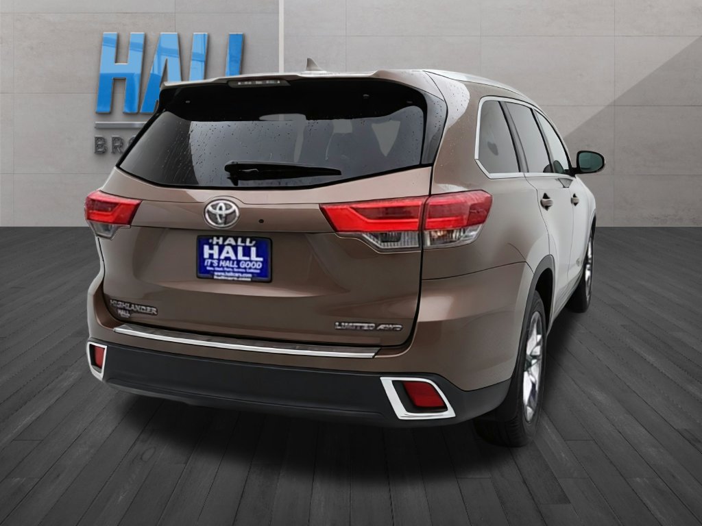 Used 2019 Toyota Highlander Limited AWD/4WD image 5