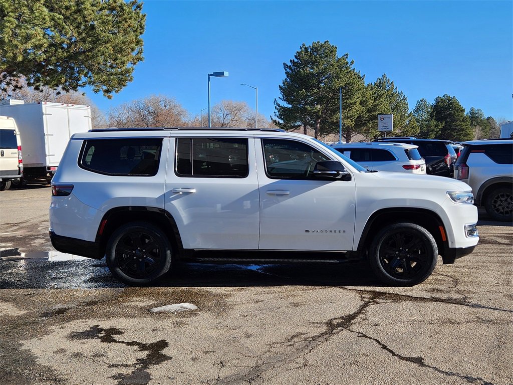 Used 2023 Jeep Wagoneer Series II image 2