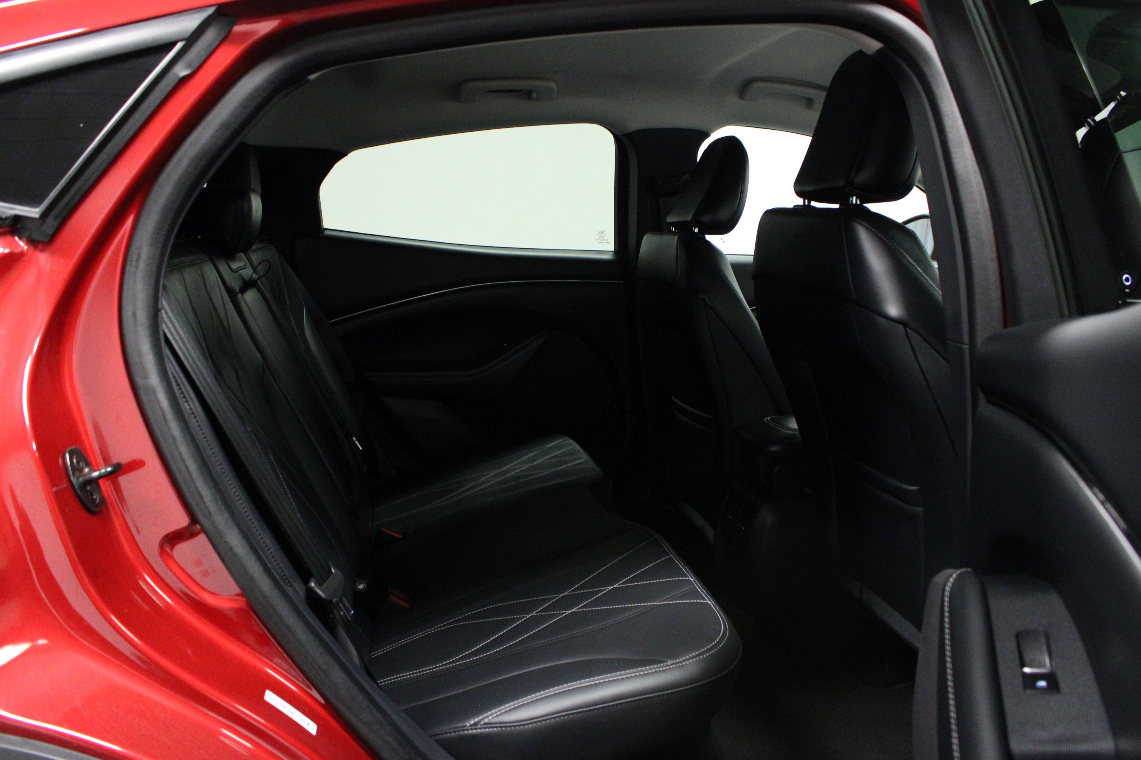 Used 2021 Ford Mustang Mach-E Select image 15