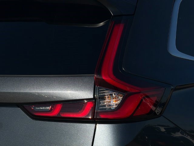 Used 2025 Honda CR-V Sport image 29