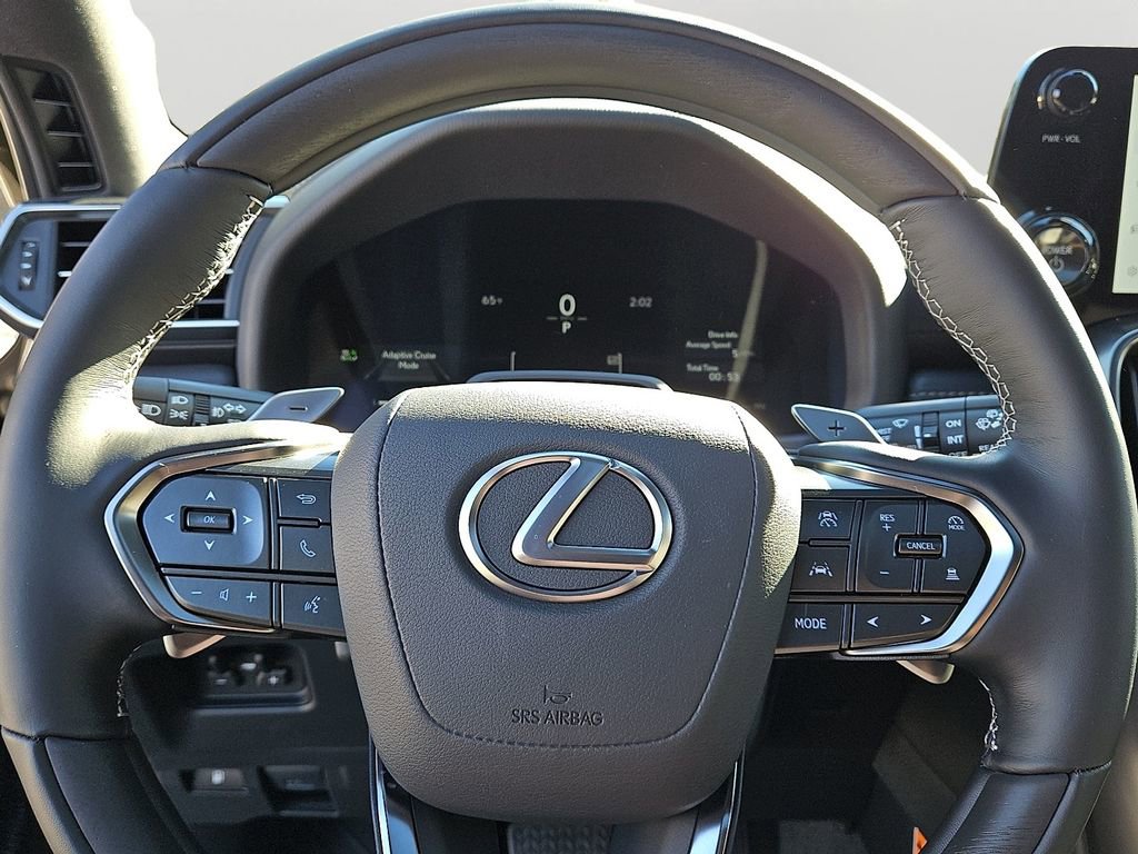 New 2025 Lexus LX 700h Luxury image 10