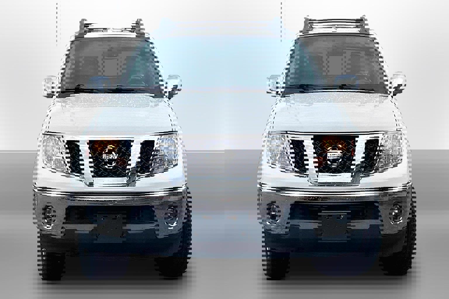 Used 2017 Nissan Frontier SL AWD/4WD image 3