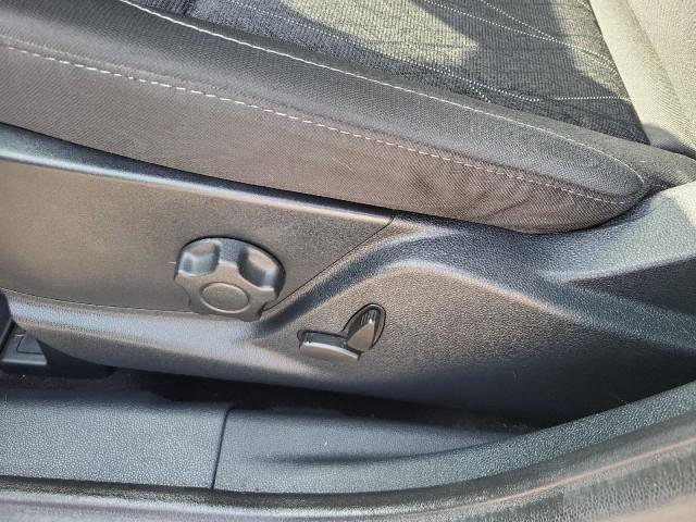 Used 2018 Ford EcoSport SE w/ SE Convenience Package image 10