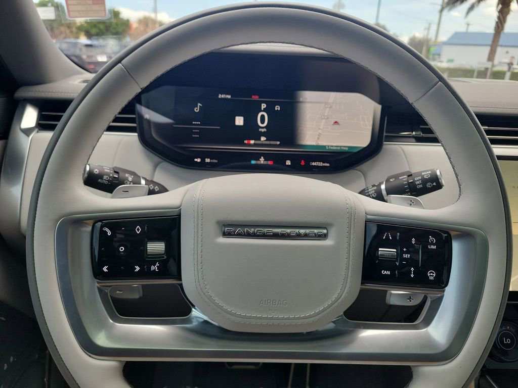 Certified 2023 Land Rover Range Rover SV AWD/4WD image 29