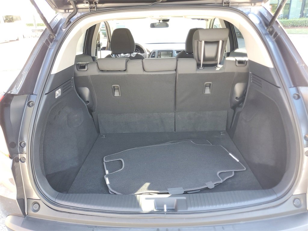 Used 2022 Honda HR-V EX image 9