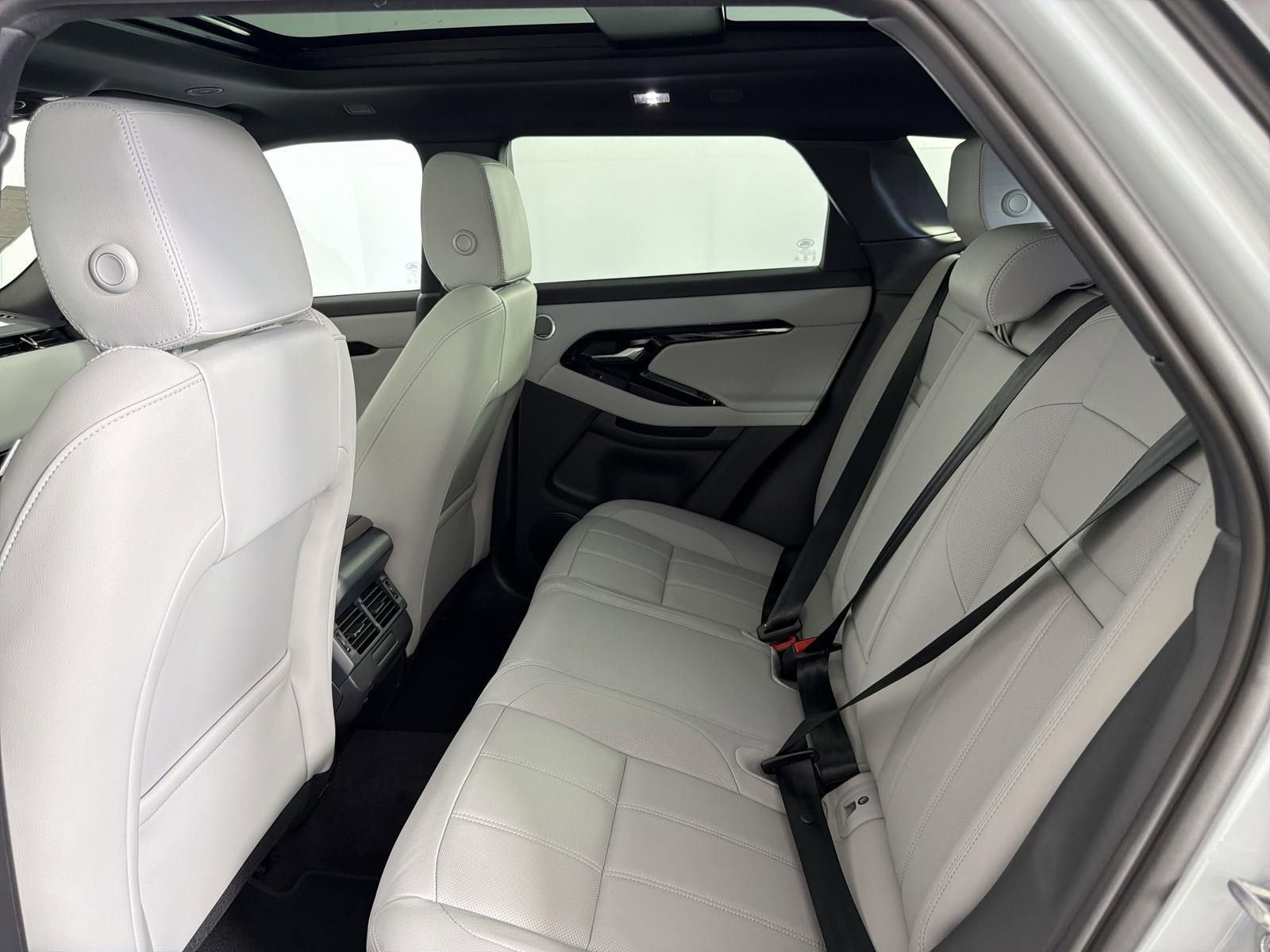 New 2026 Land Rover Range Rover Evoque S image 27