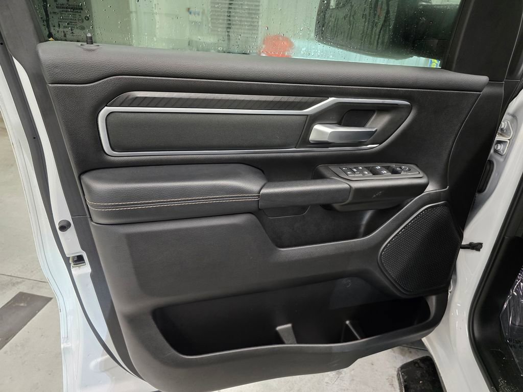 Used 2025 RAM 1500 Big Horn RWD image 15
