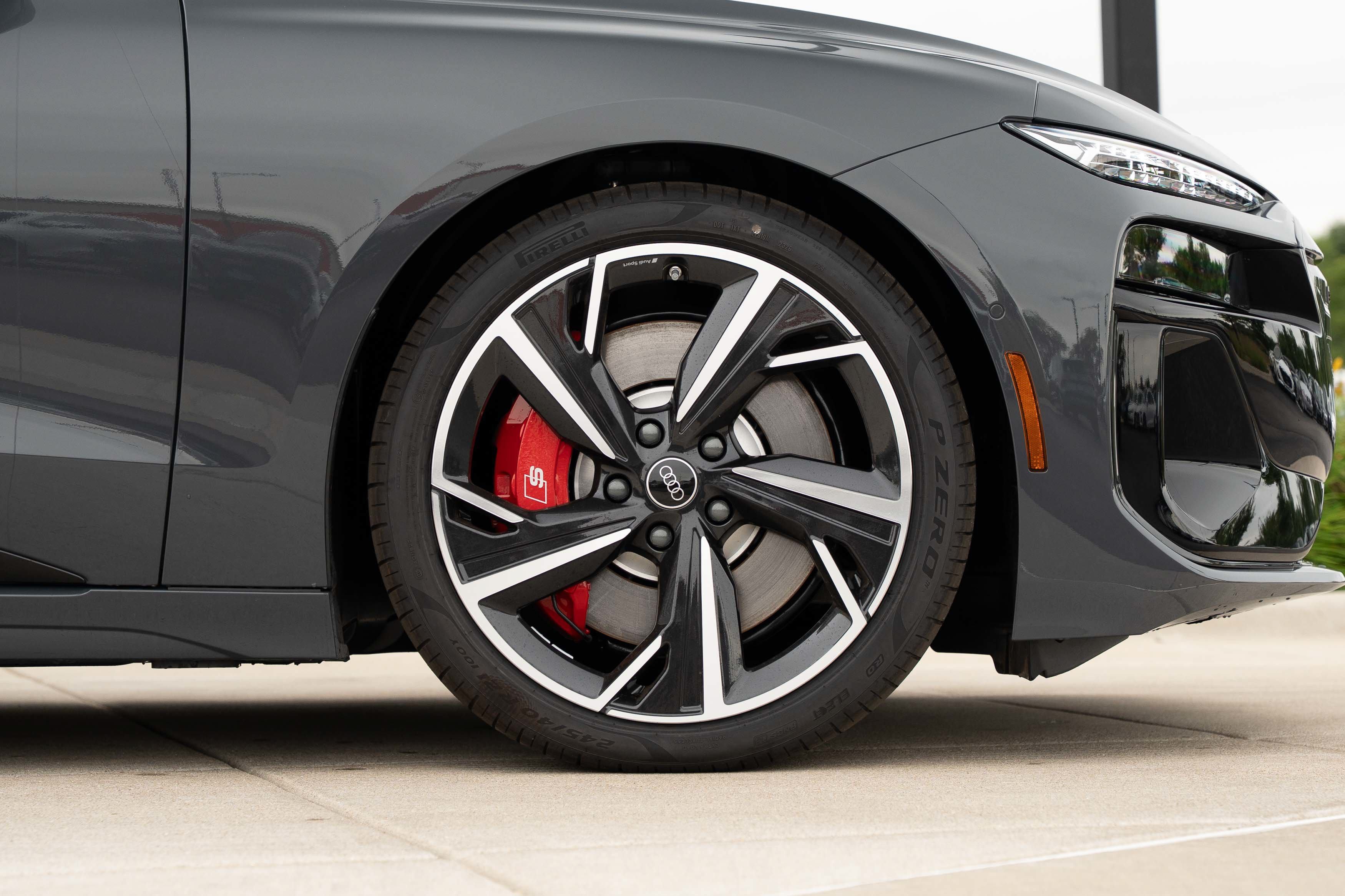 New 2027 Audi S6 e-tron Prestige AWD/4WD image 31