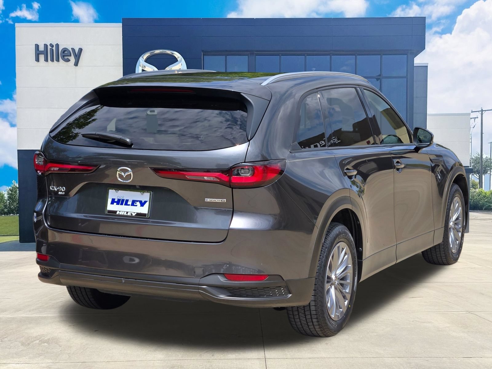 Used 2024 MAZDA CX-90 3.3 Turbo w/ Preferred Plus AWD/4WD image 4