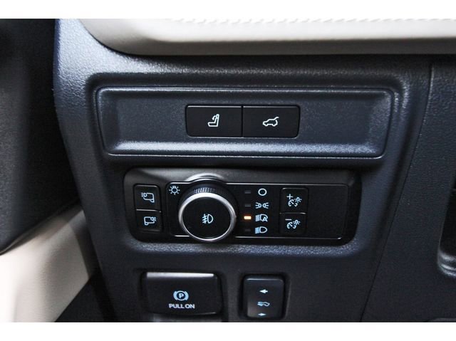Used 2024 Ford Expedition Platinum RWD image 21