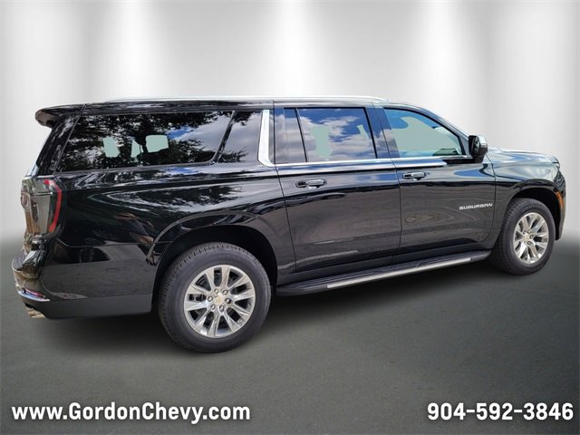 New 2025 Chevrolet Suburban Premier image 7
