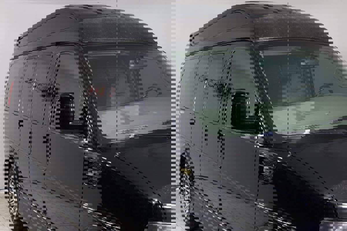 Used 2016 GMC Savana 2500 image 38