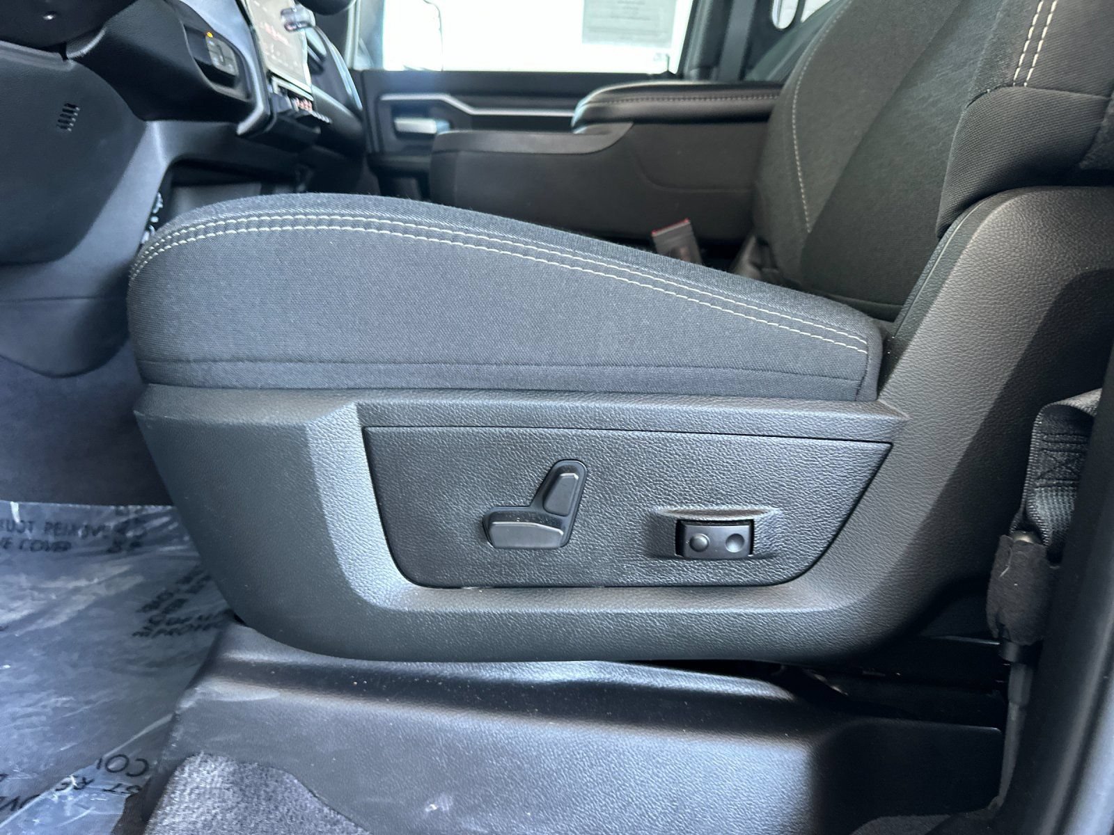 Used 2026 RAM 2500 Big Horn AWD/4WD image 12