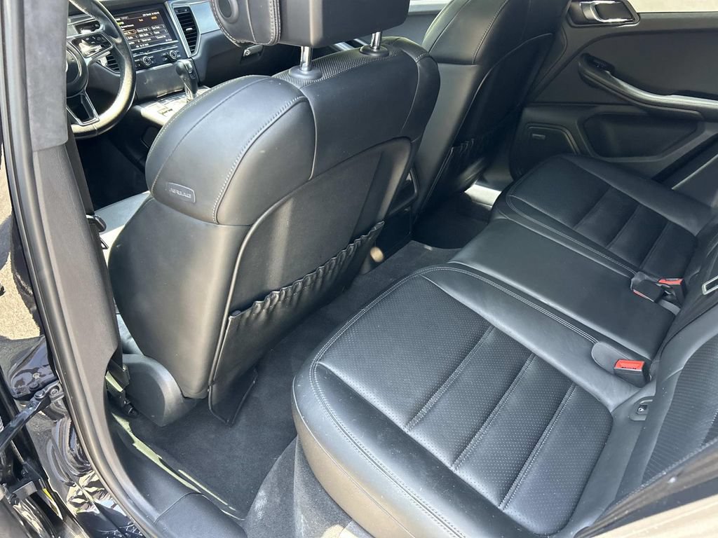 Used 2015 Porsche Macan Turbo AWD/4WD image 22