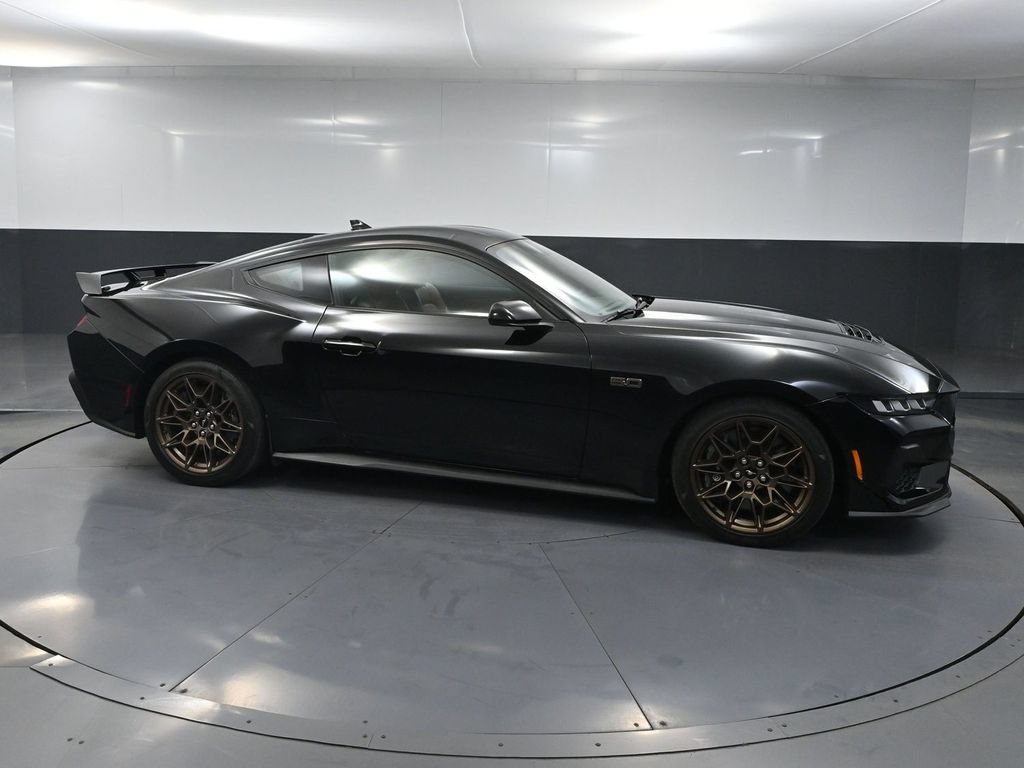 Used 2024 Ford Mustang GT Premium w/ GT Performance Package RWD image 3