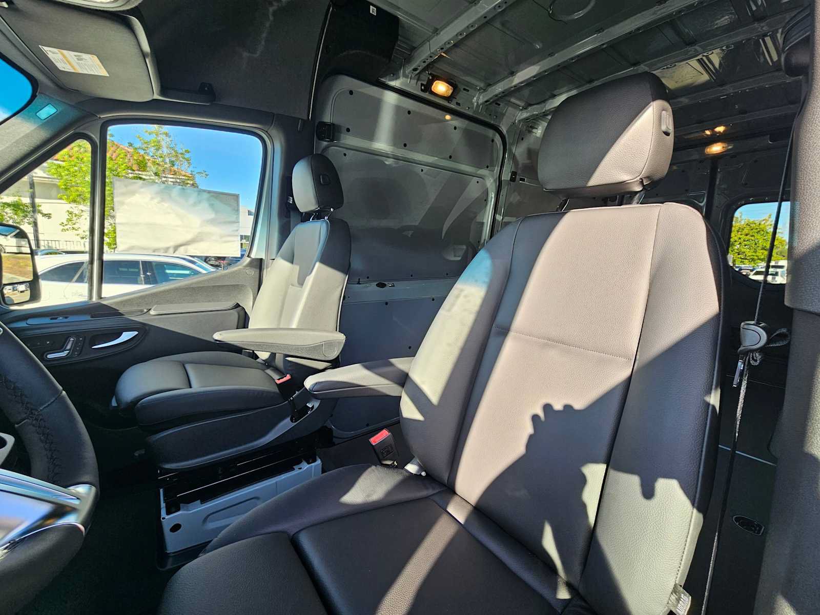New 2026 Mercedes-Benz Sprinter 2500 image 21