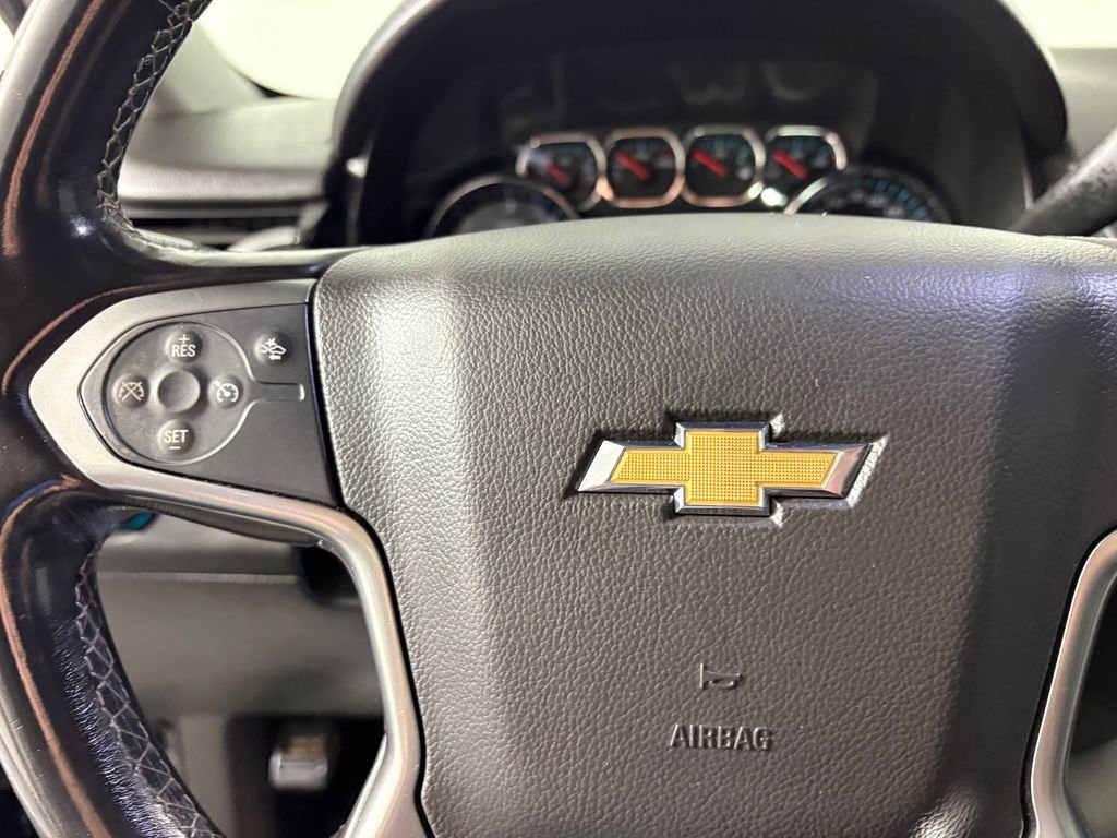 Used 2018 Chevrolet Suburban LT image 22
