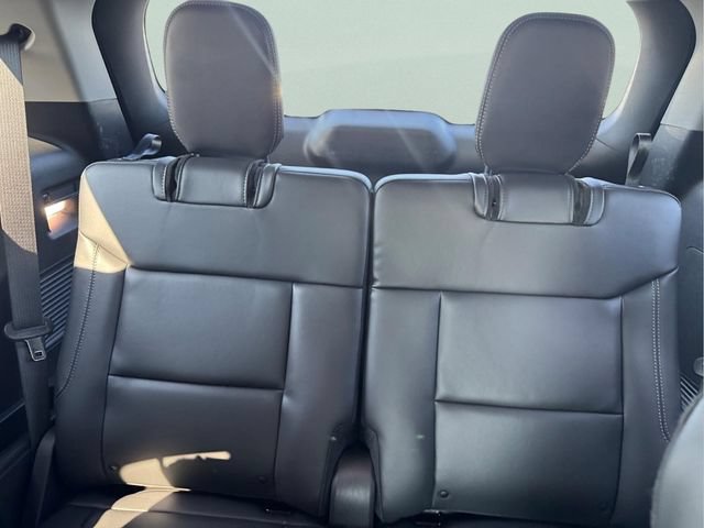Used 2024 Ford Explorer XLT w/ Equipment Group 202A AWD/4WD image 13