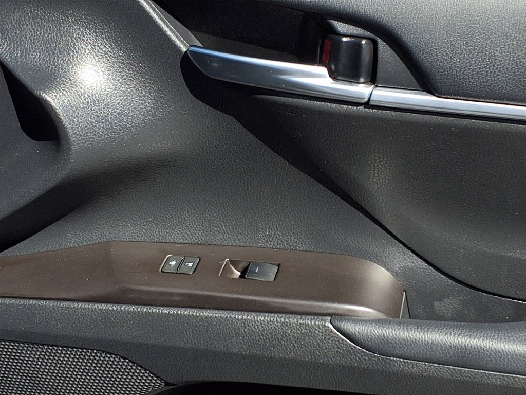 Used 2024 Toyota Camry SE FWD image 36
