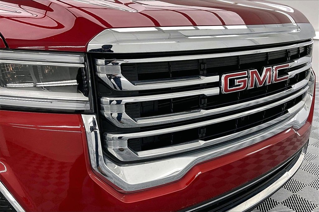 Used 2023 GMC Acadia SLE w/ Driver Convenience Package image 29