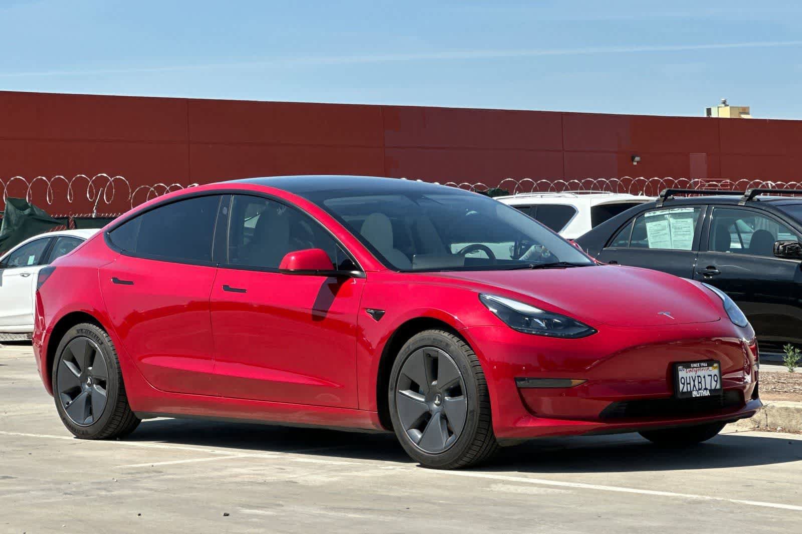 Used 2023 Tesla Model 3 Standard Range RWD image 10