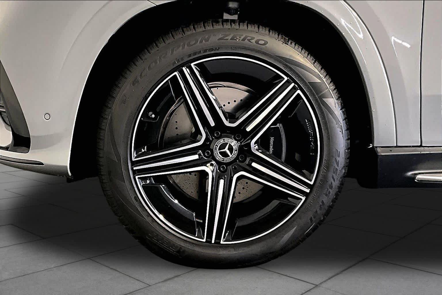 New 2026 Mercedes-Benz GLE 450 4MATIC image 17
