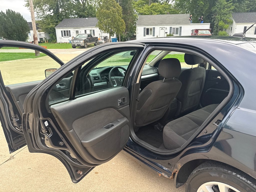 Used 2008 Mercury Milan V6 FWD image 12