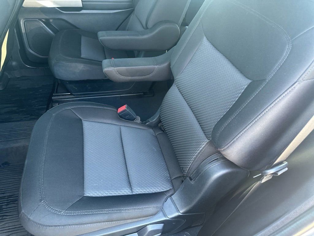 Used 2022 Ford Explorer XLT image 20