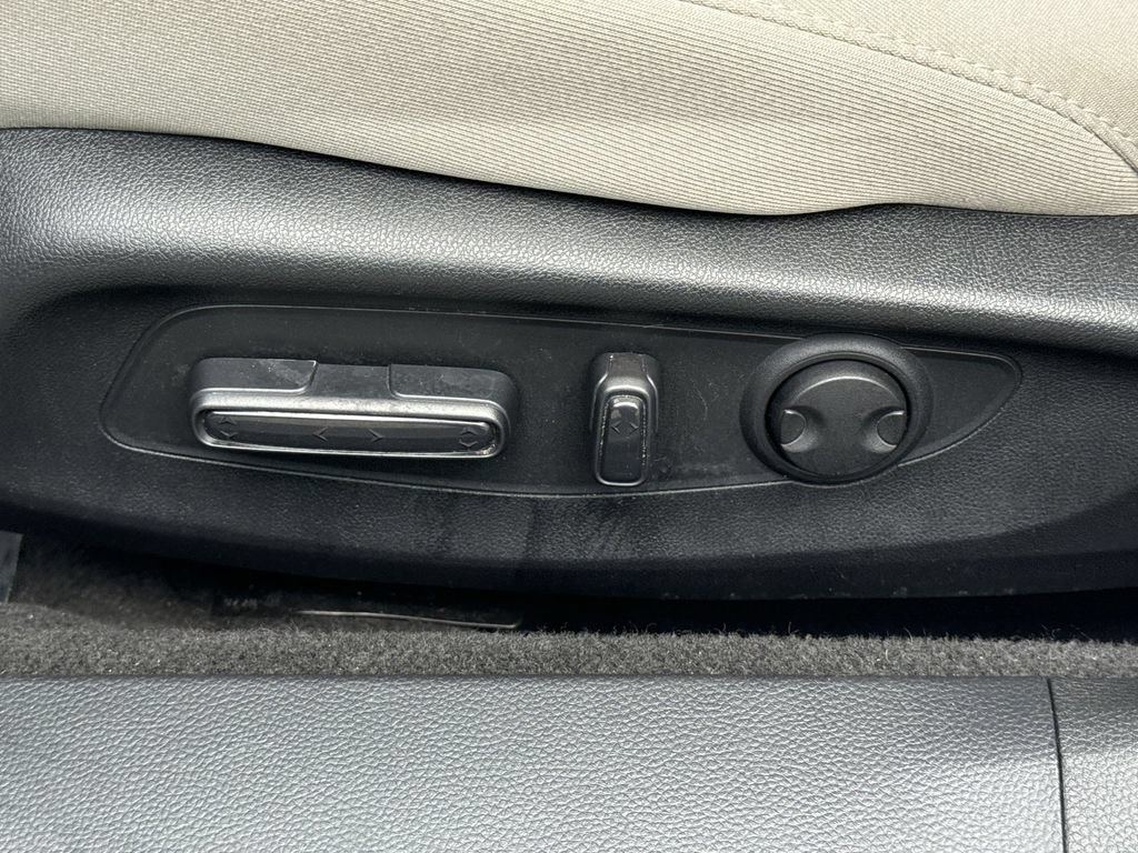Used 2023 Honda Accord EX image 14