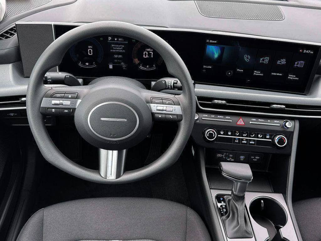 New 2026 Hyundai Sonata SE FWD image 17